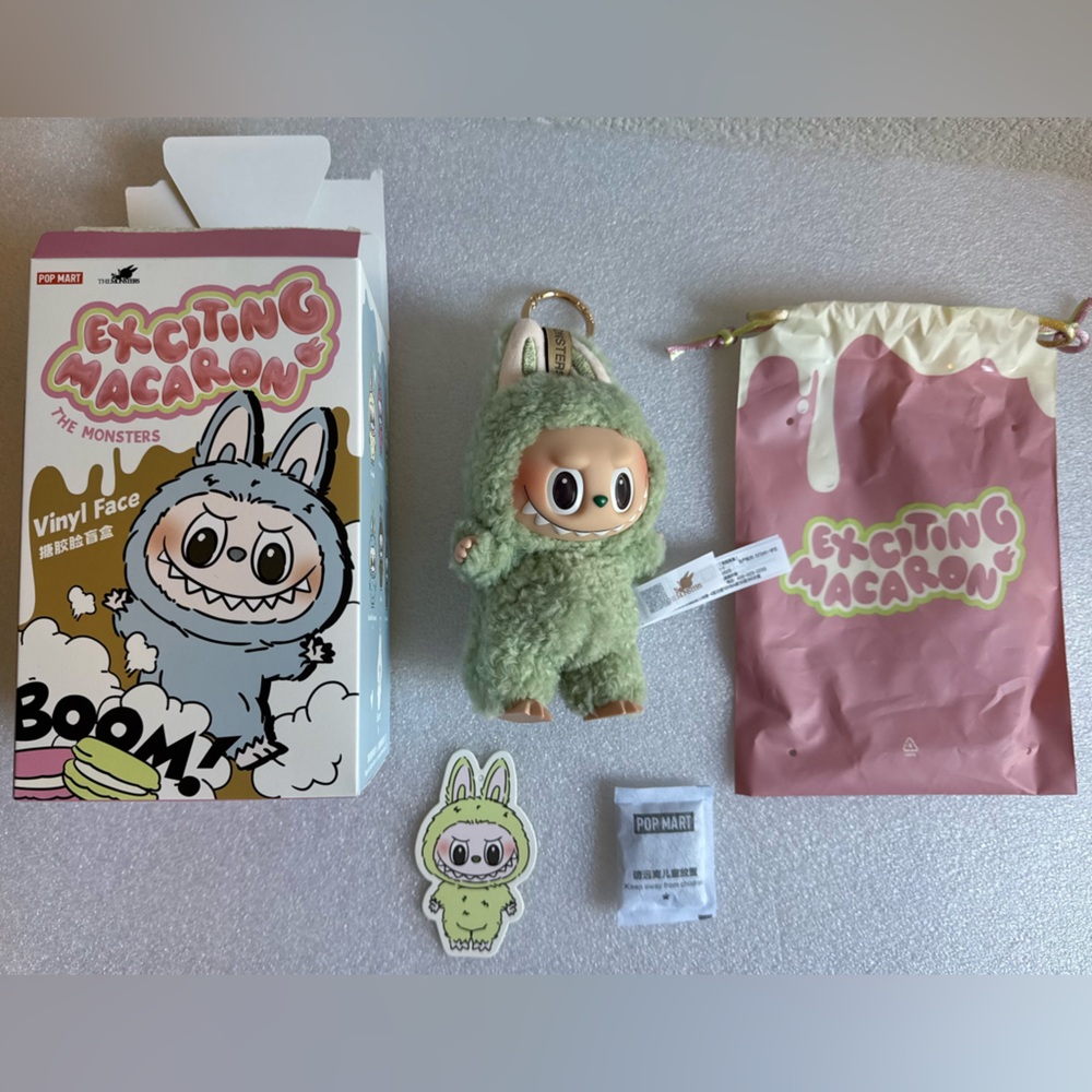 Pop Mart Authentic Labubu Exciting Macaron The Monsters plush - Green Grape